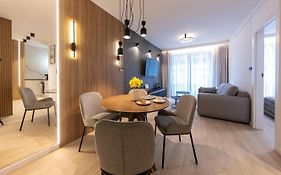EASY RENT- Wieniawska4U Centrum, Free Parking
